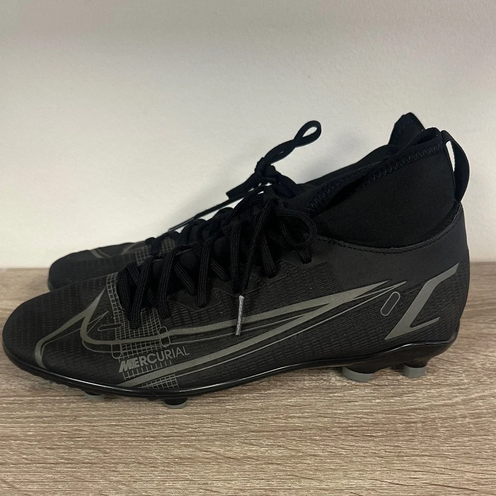 Nike Mercurial Soccer Cleat Black Size 6 Like new - Picture 1 of 6